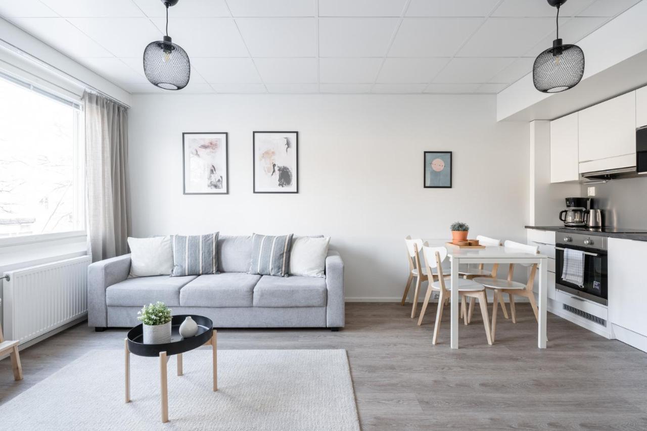 Modern 2Br Apartment With Balcony & Central Location - Hosted By 2Ndhomes Tampere Esterno foto